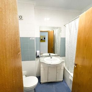 Habitación para Hombres Compartida